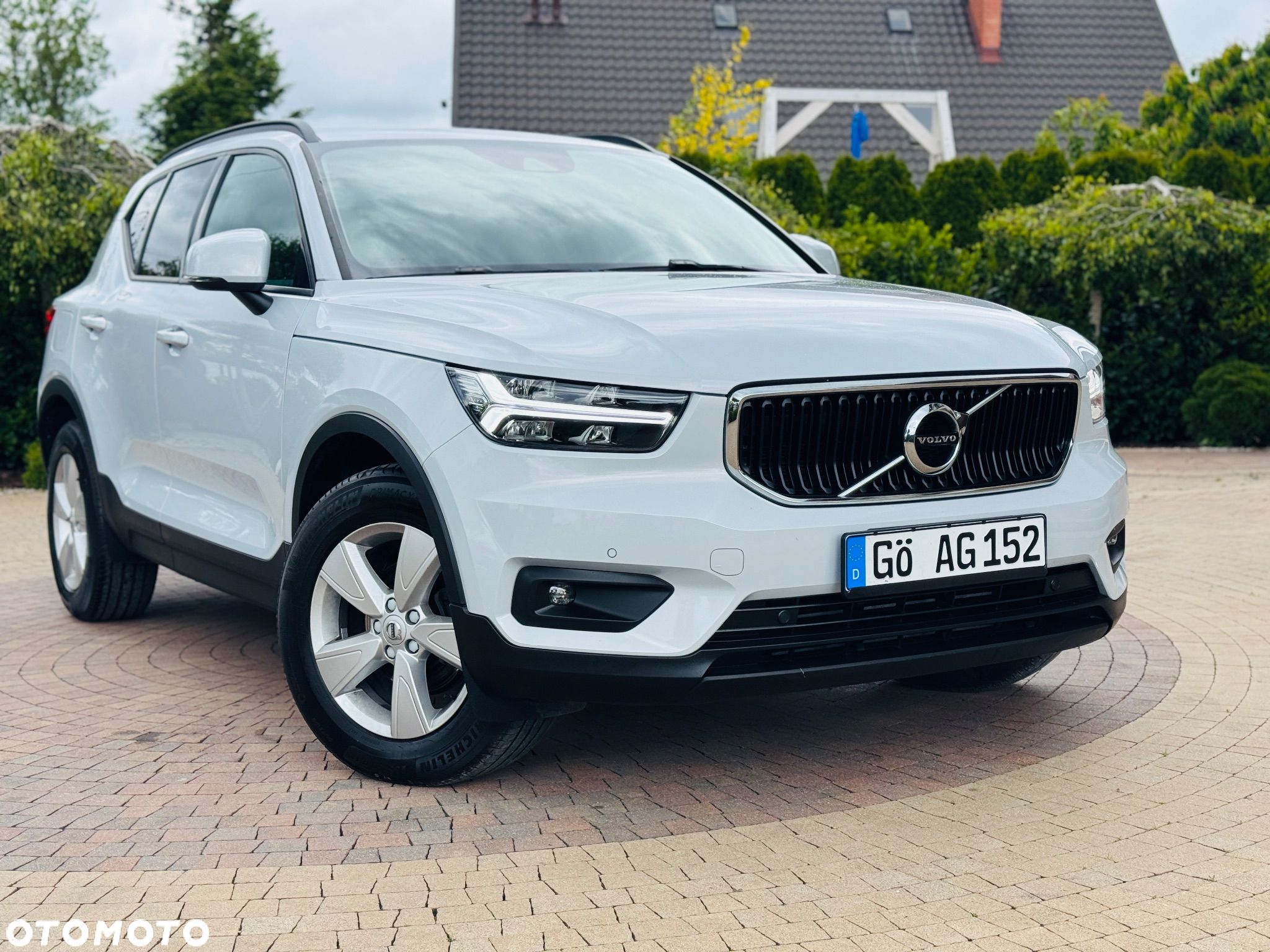 Volvo XC 40 D3 Momentum Pro - 1