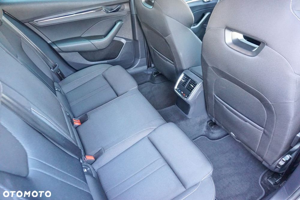 Skoda Octavia 2.0 TDI Style DSG - 15