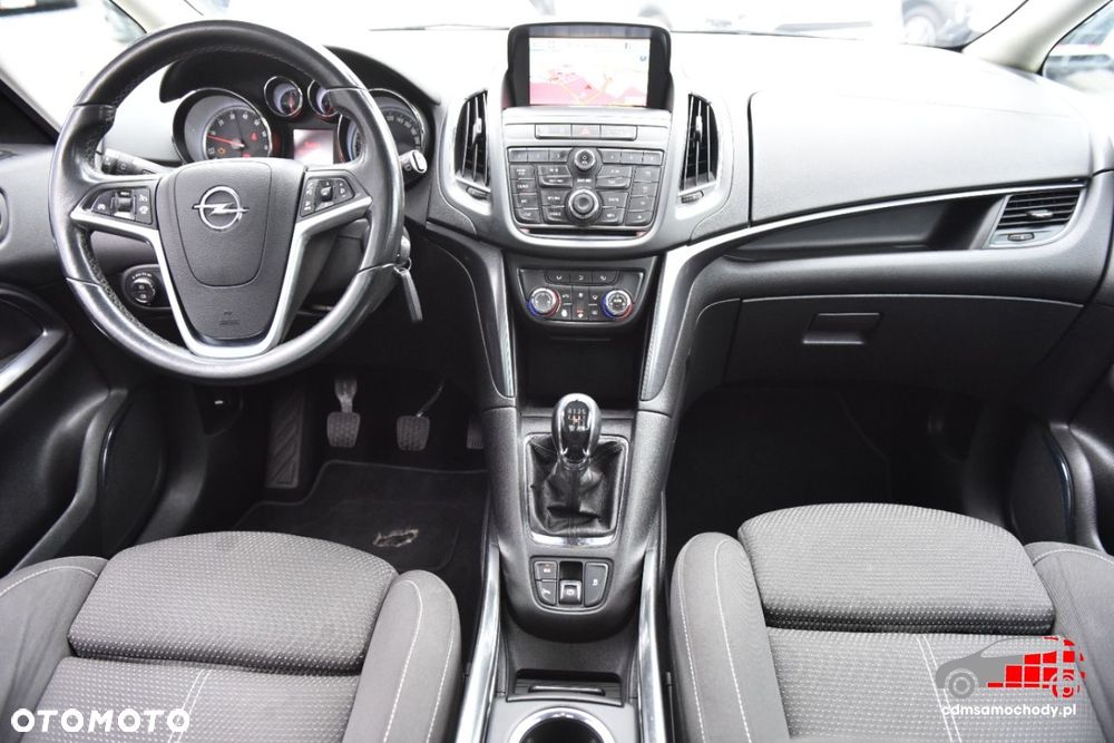 Opel Zafira - 25
