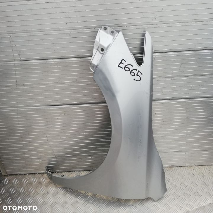 E665/F498 LEWY BŁOTNIK TOYOTA CAMRY 2015- - 1