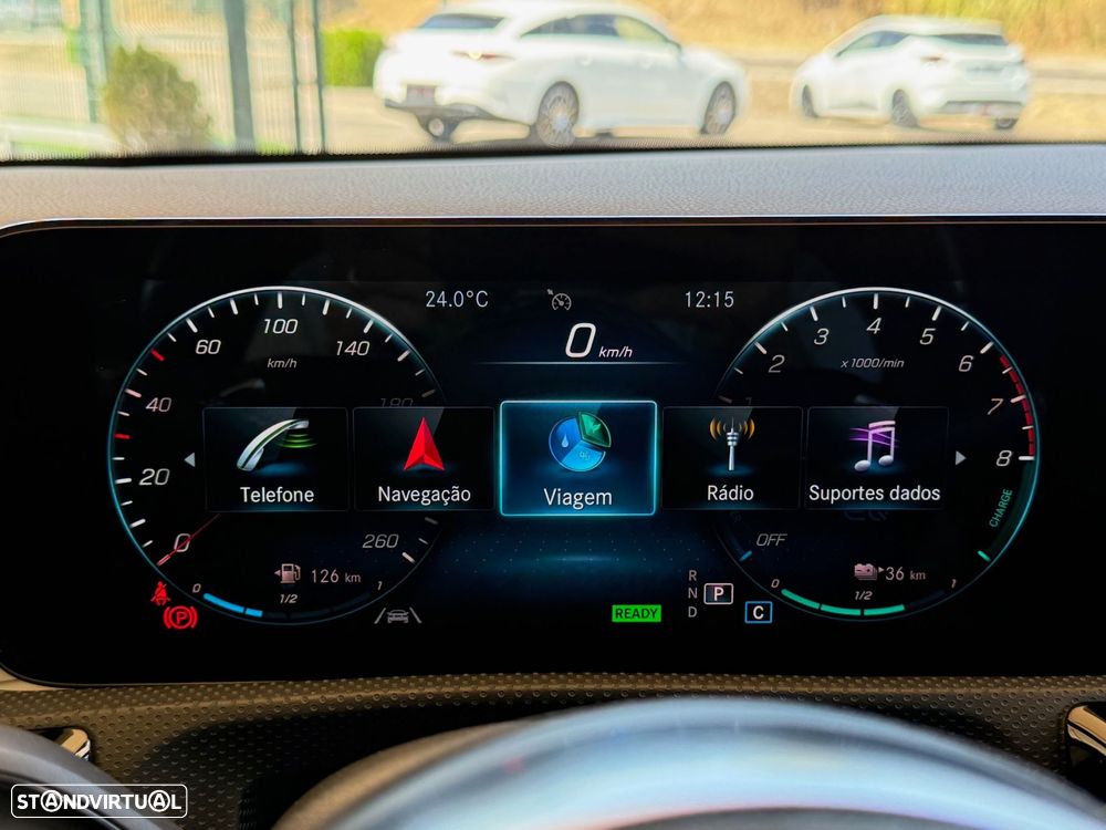 Mercedes-Benz CLA 250 e Shooting Brake AMG Line - 11
