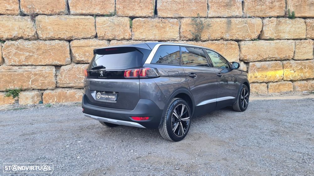 Peugeot 5008 - 2