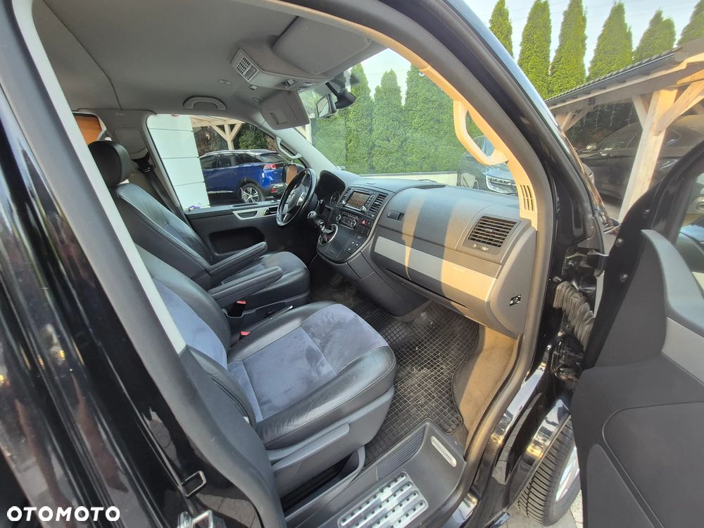 Volkswagen Multivan - 27