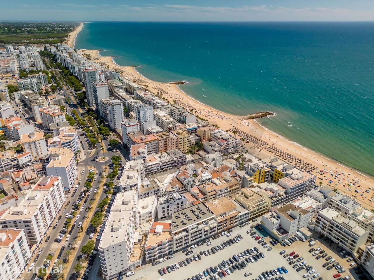 T2 a 140 metros da praia! - Grande imagem: 2/16