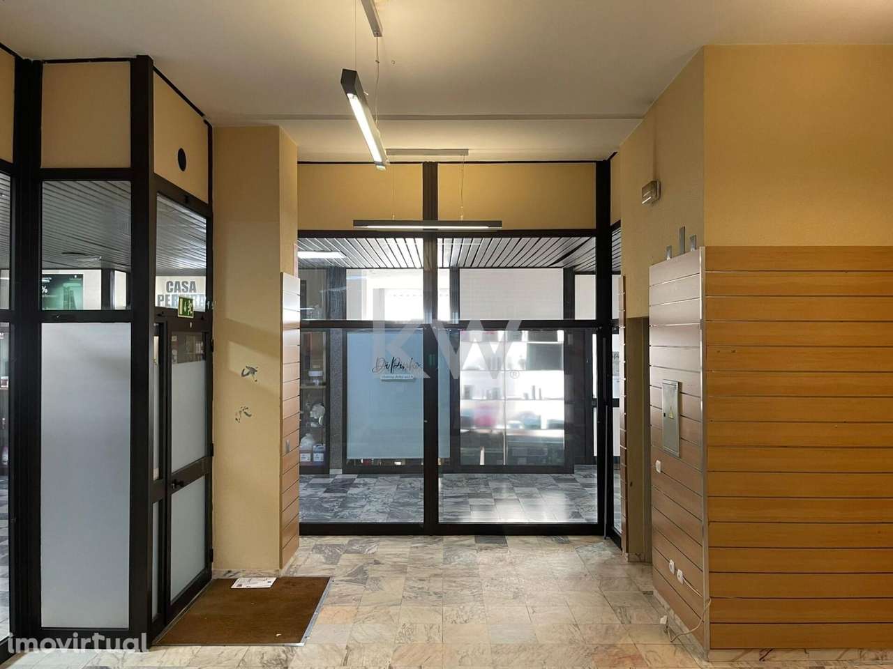 Espaço comercial para venda - São João da Madeira - Grande imagem: 4/10