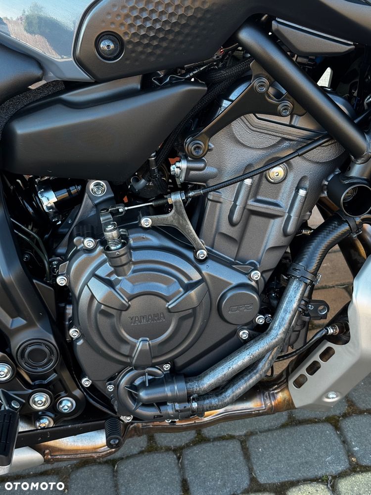 Yamaha YZF - 20