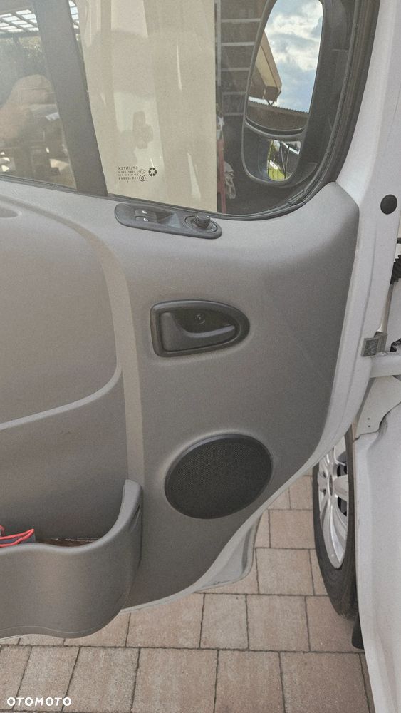 Opel Vivaro ECO FLEX 2.0 diesel - 15