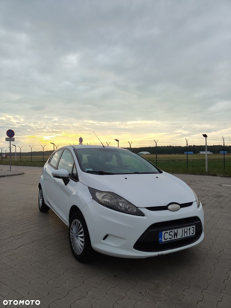 Ford Fiesta 1.4 TDCi Ambiente - 3