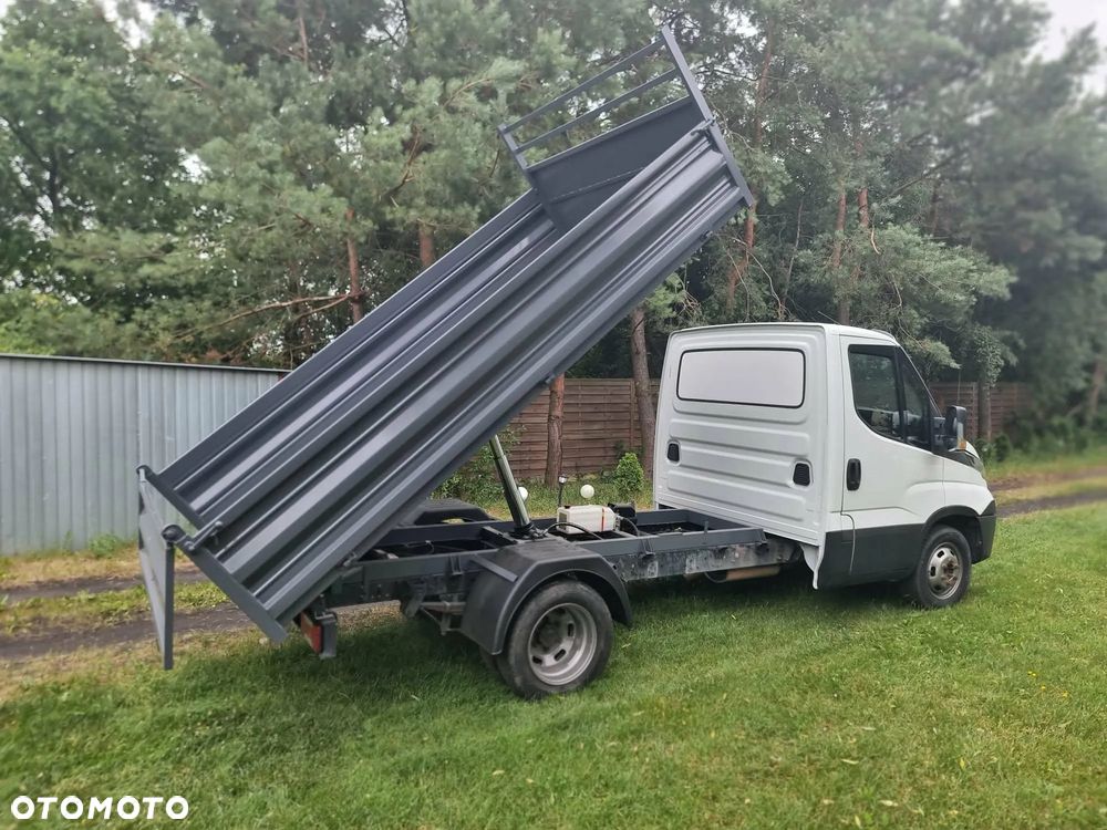 Iveco 35C13 - 10