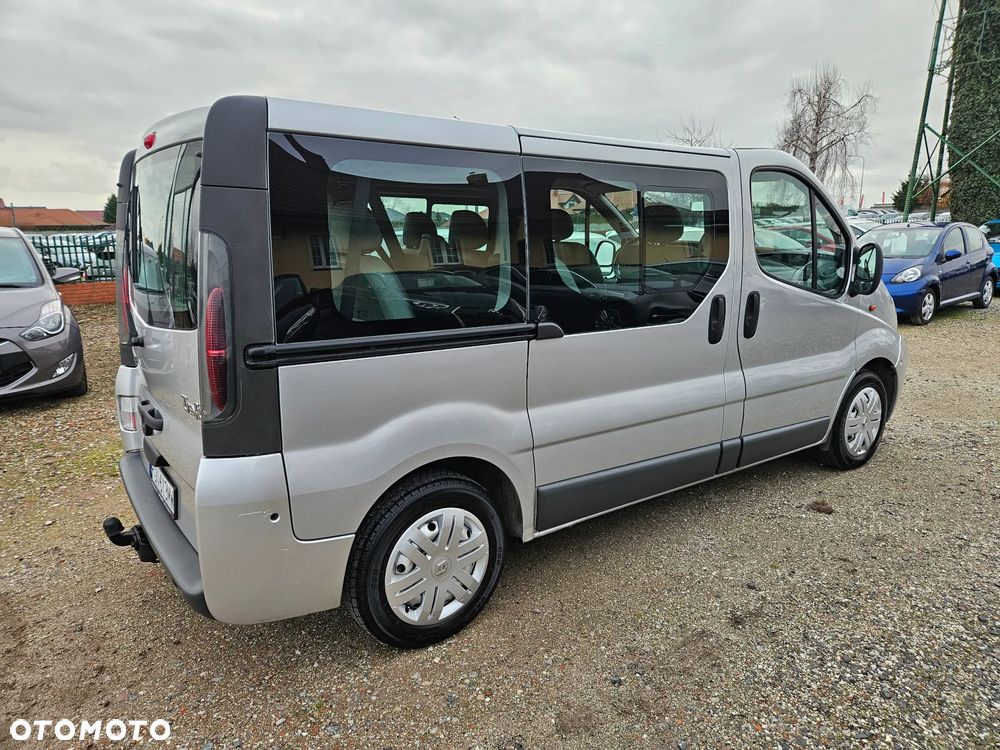 Renault Trafic Passenger Expression - 14