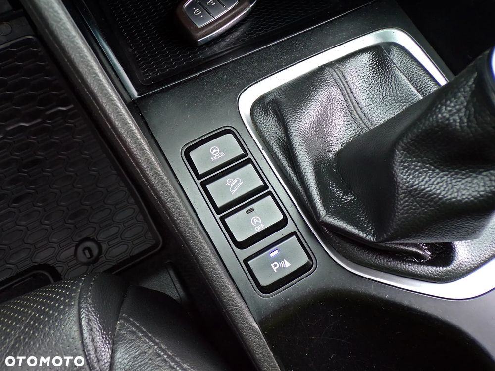 Hyundai Tucson 1.7 CRDI BlueDrive Comfort 2WD - 24