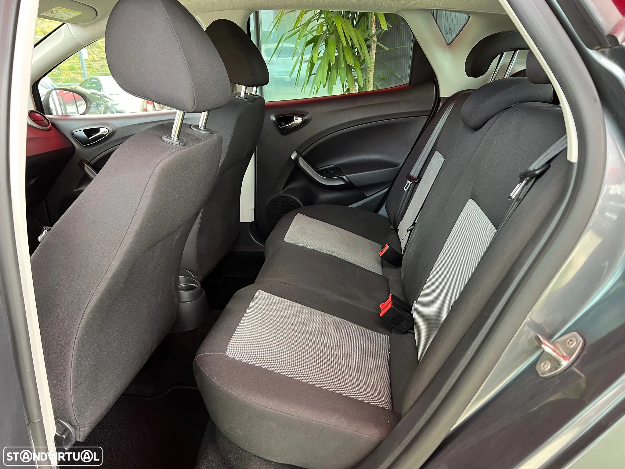 SEAT Ibiza 1.4 TDi Reference - 16
