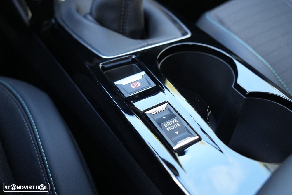 Peugeot 2008 1.2 PureTech Allure Pack - 18