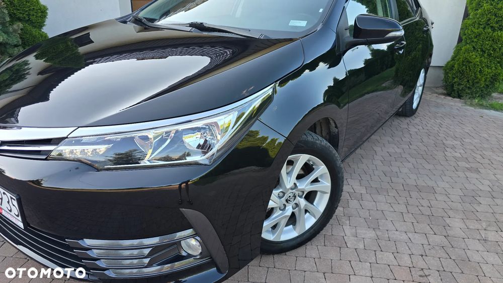 Toyota Corolla - 3