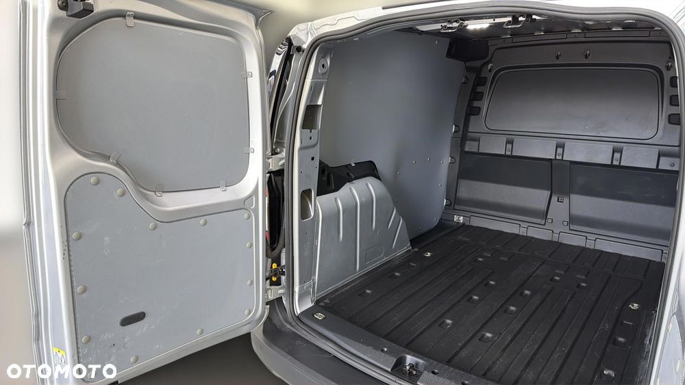 Volkswagen Caddy - 19