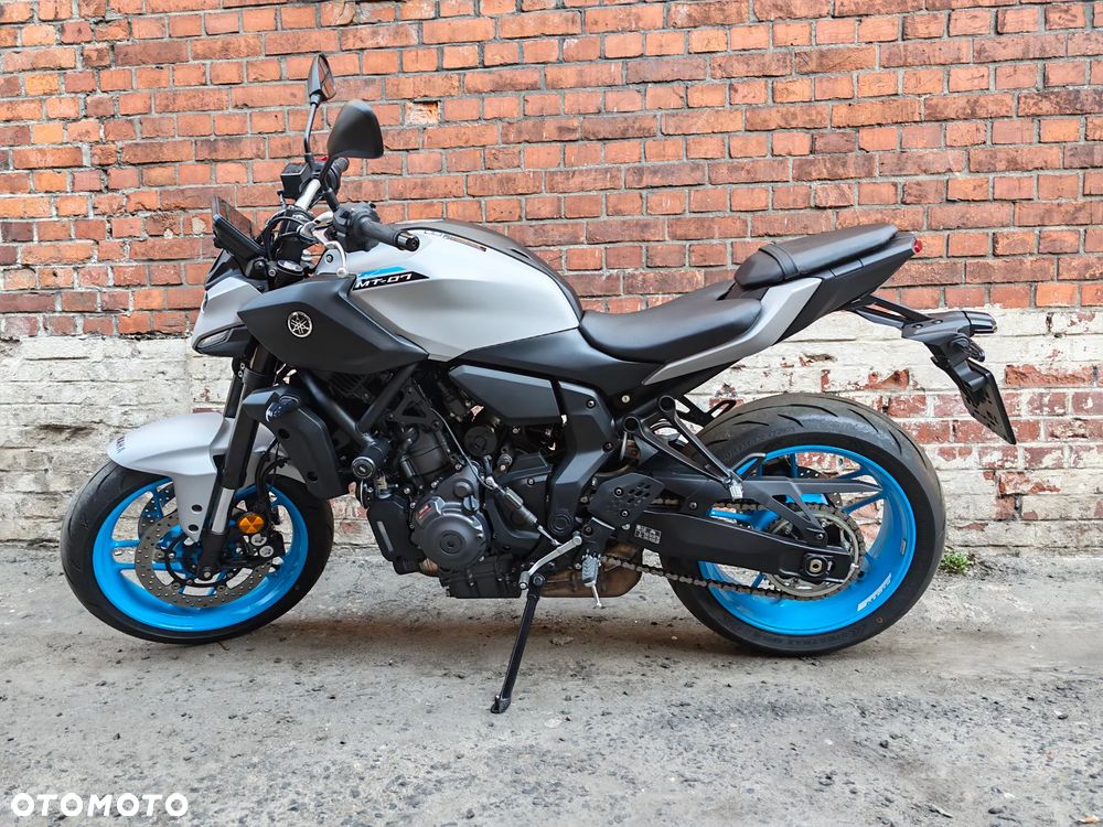 Yamaha MT - 6