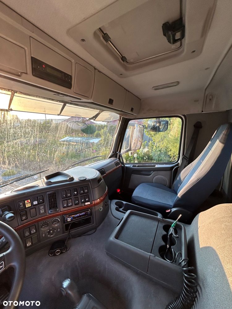 Volvo Fm 9 6x2 - 11