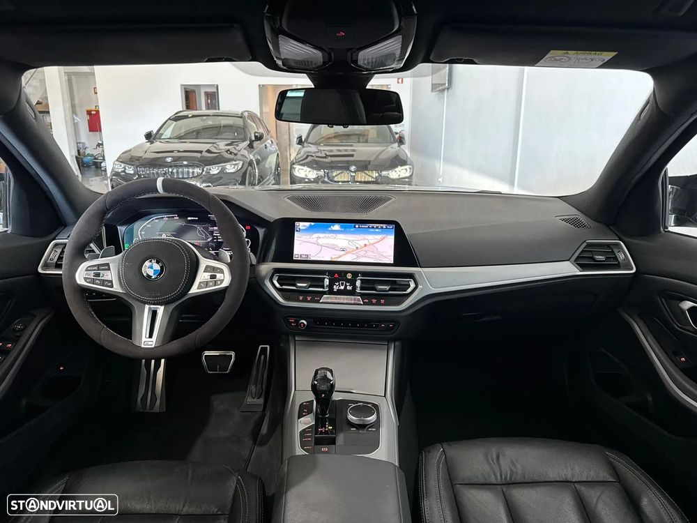 BMW 330 e Pack M Auto - 39