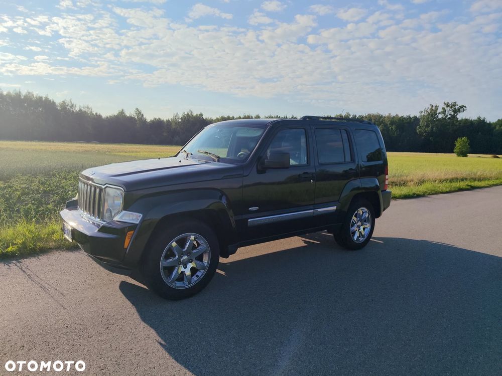 Jeep Liberty - 1