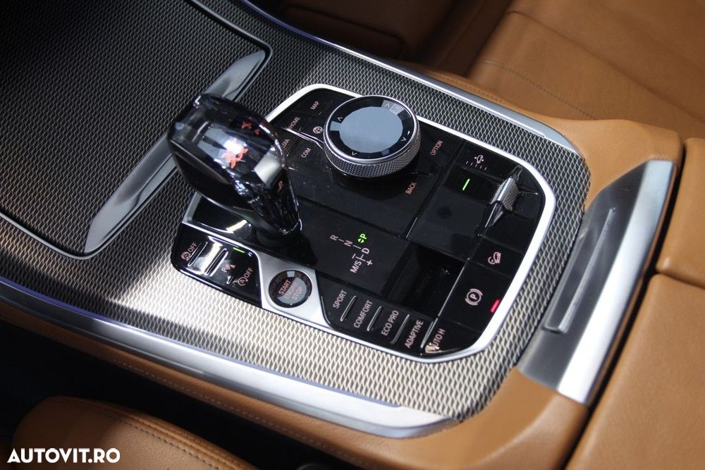 BMW X5 xDrive40i - 32