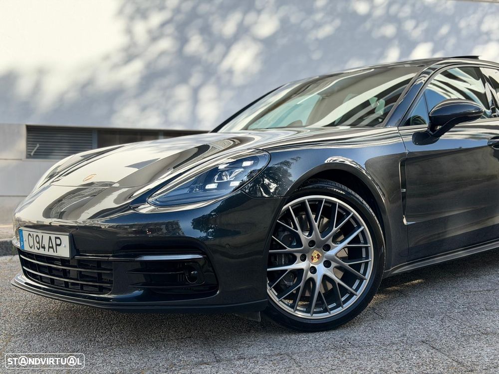 Porsche Panamera 4 E-Hybrid - 3