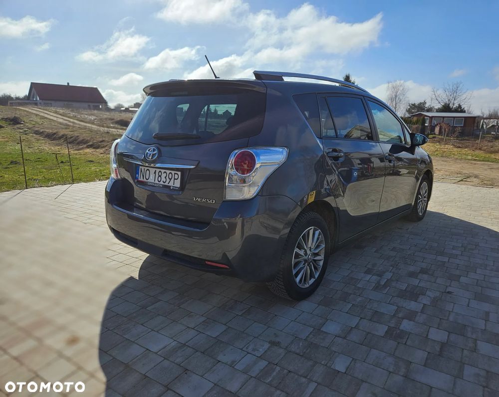 Toyota Verso 1.6 D-4D Prestige - 7