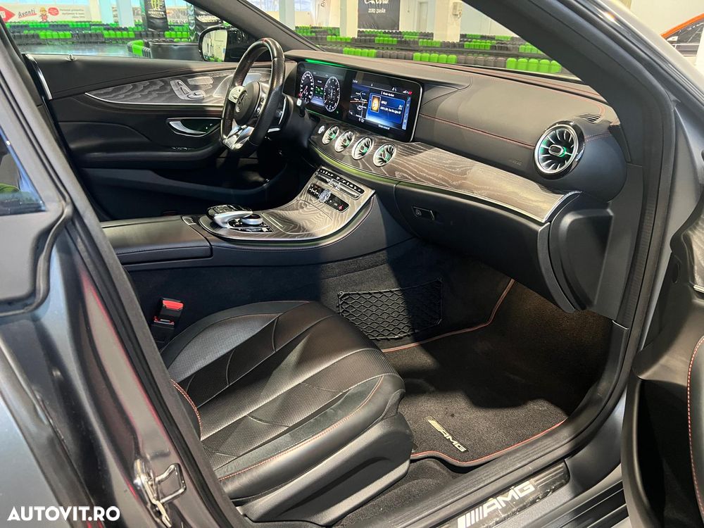 Mercedes-Benz CLS - 19