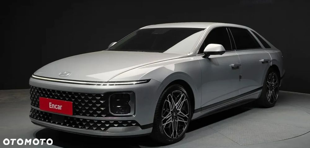 Hyundai Grandeur - 4
