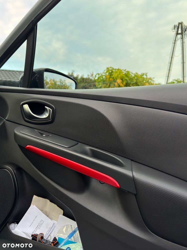 Renault Clio 2016