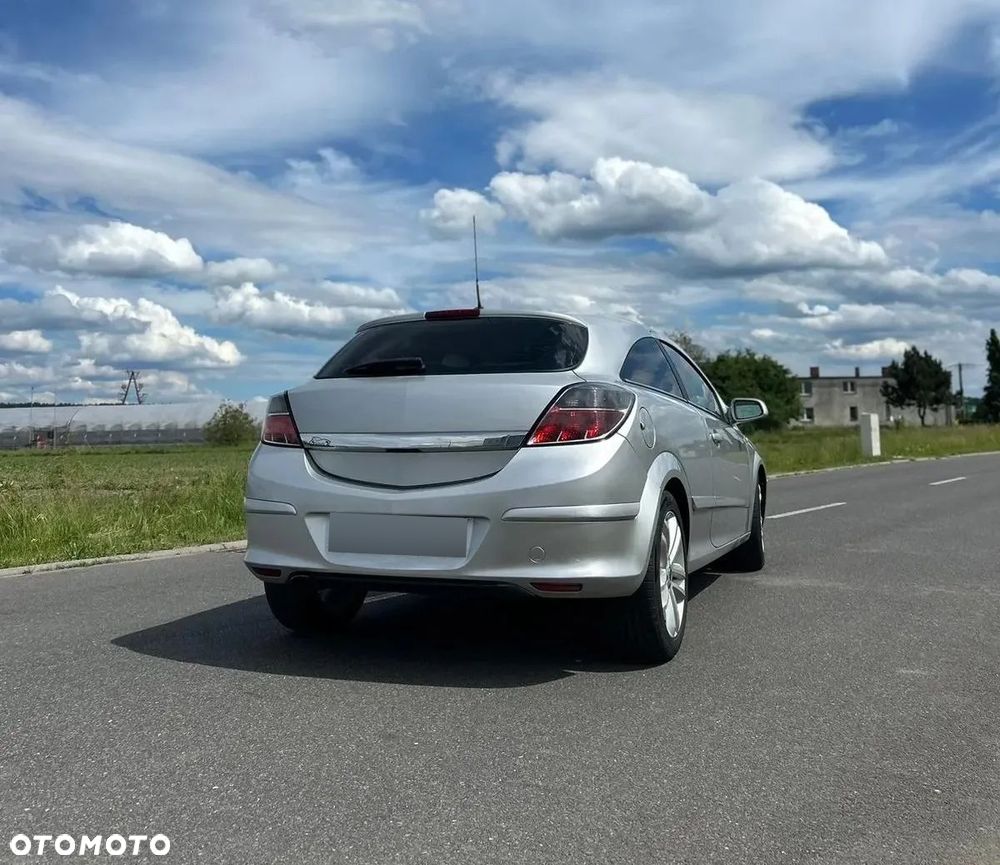 Opel Astra 2.0 Turbo Sport - 3