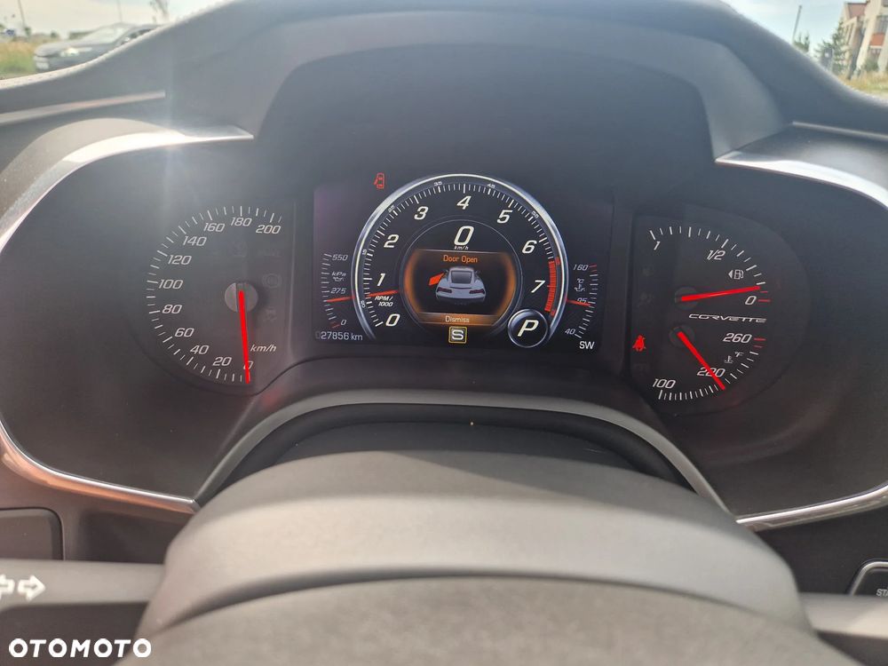 Chevrolet Corvette Stingray 2LT 6.2 V8 Automatik - 27