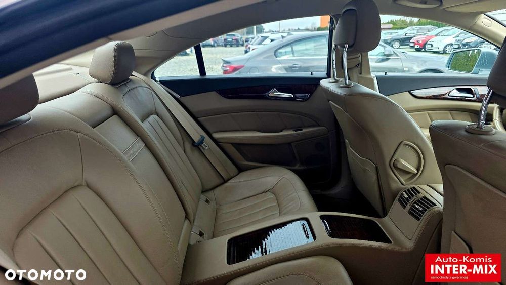 Mercedes-Benz CLS - 23