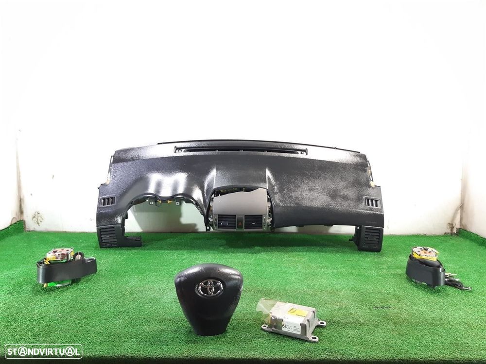 KIT AIRBAG TOYOTA COROLLA SEDAN 2011 -5530212121B0 - 2