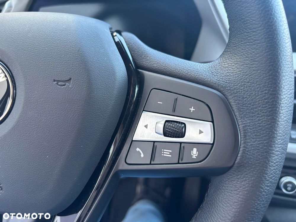 BMW Seria 1 118i Advantage - 23