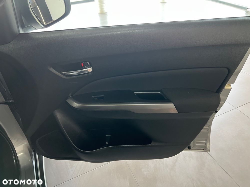 Suzuki Vitara - 36