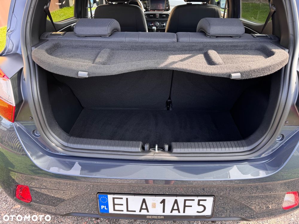 Hyundai i10 - 24