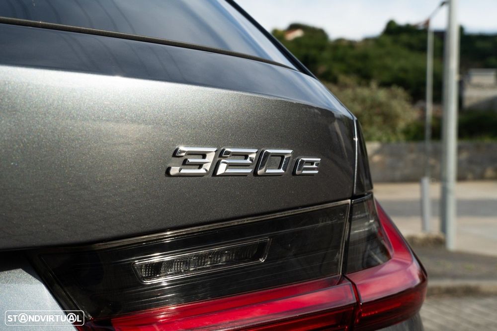 BMW 320 e Line Sport Auto - 58
