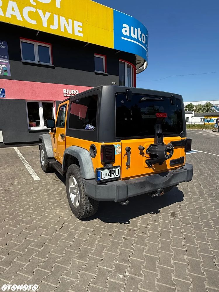 Jeep Wrangler - 5