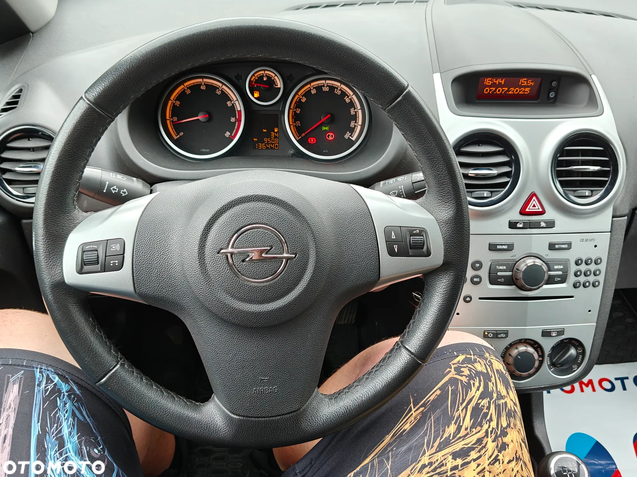 Opel Corsa 1.4 16V Cosmo - 20