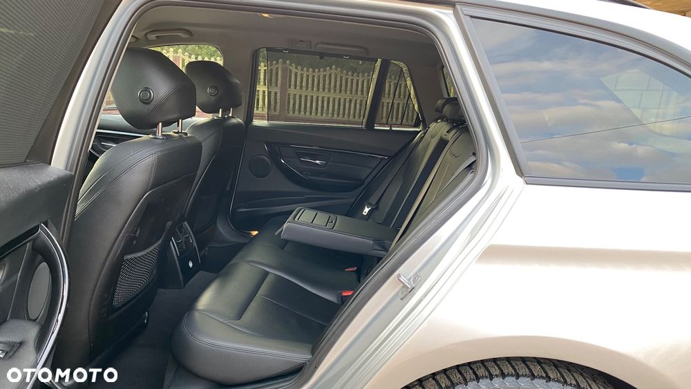 BMW Seria 3 318d - 23
