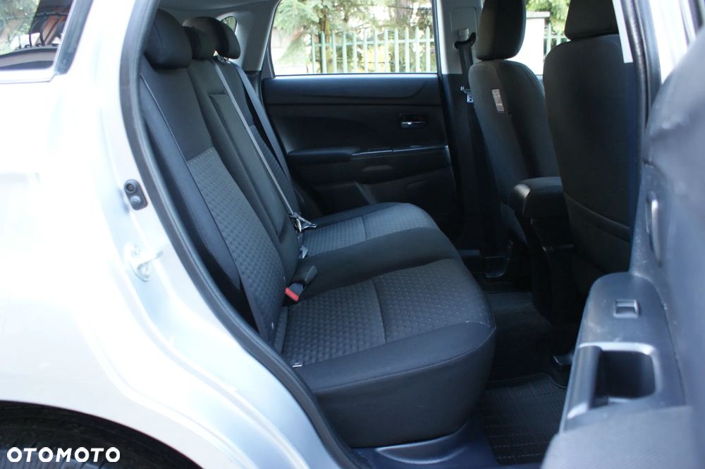 Mitsubishi ASX - 11