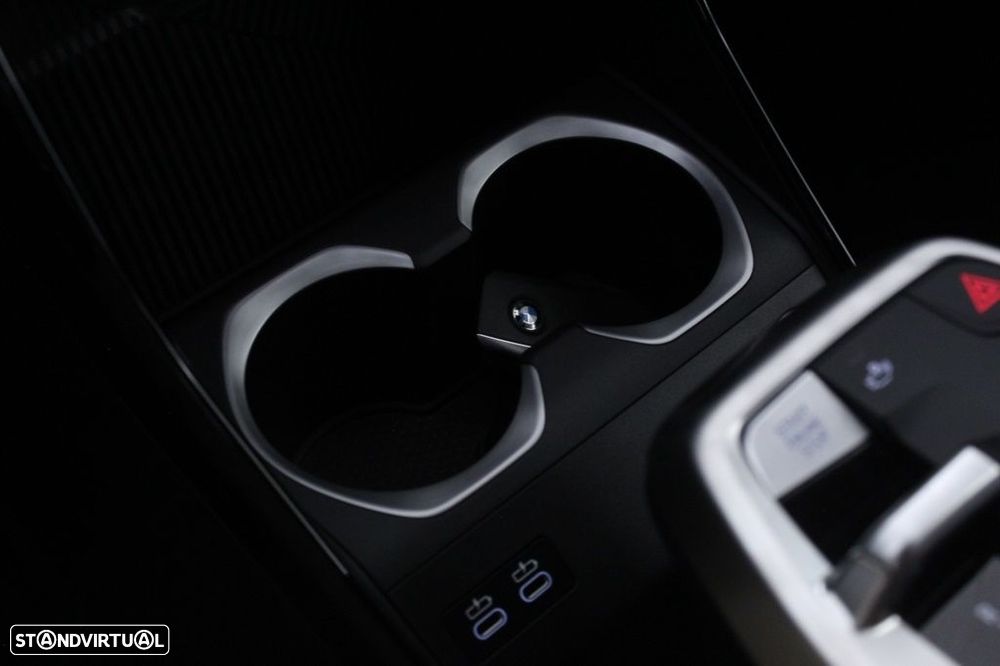 BMW X1 sDrive18d Pack Desportivo M Pro - 26