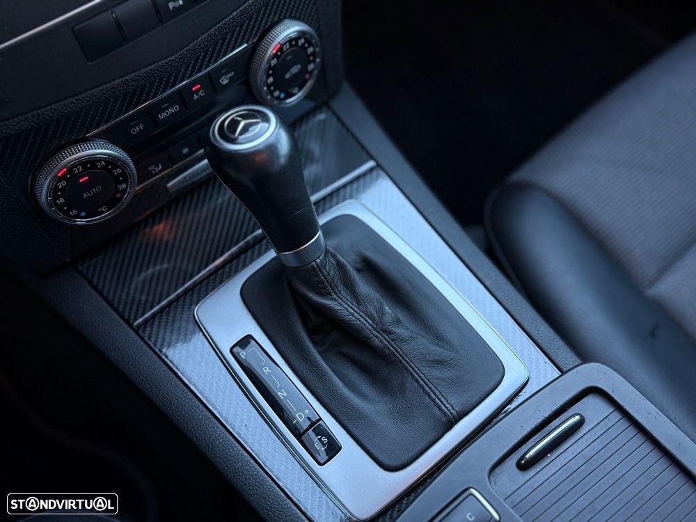 Mercedes-Benz C 220 CDI DPF Auto BlueEFFICIENCY Avantgarde - 21