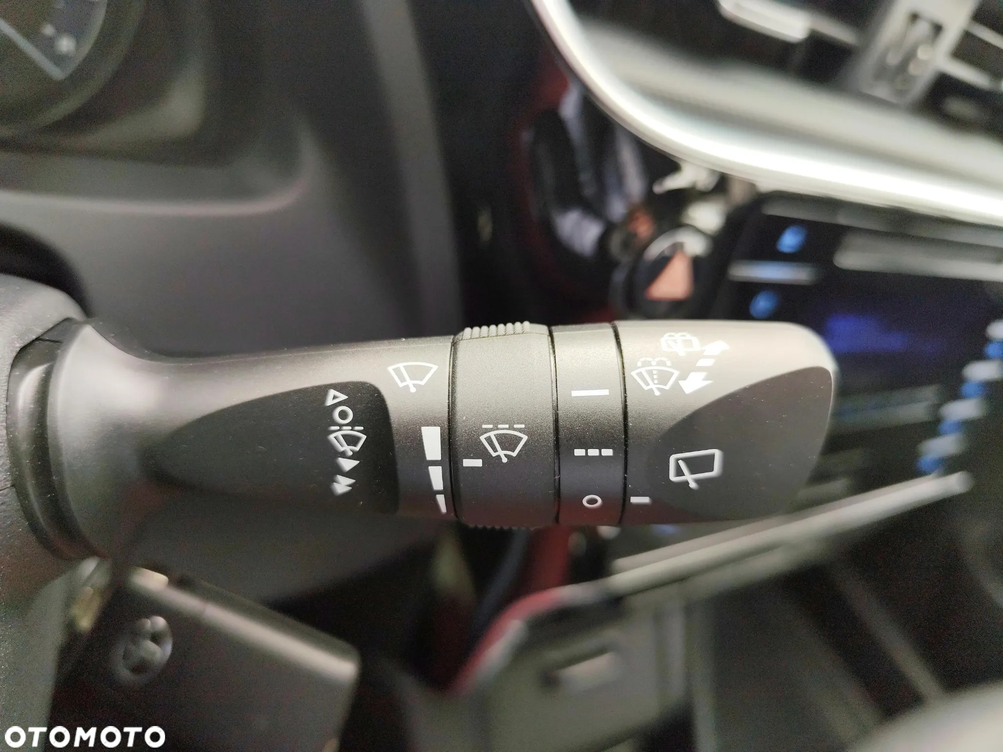 Toyota Auris 1.33 VVT-i Comfort - 24