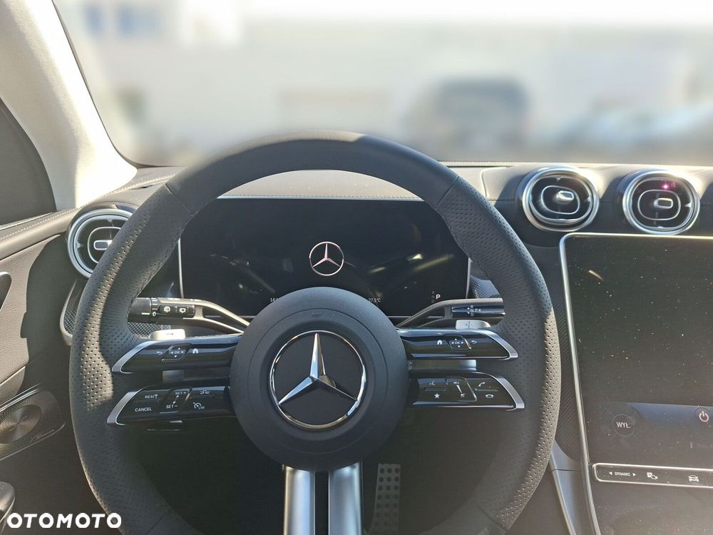 Mercedes-Benz GLC - 11