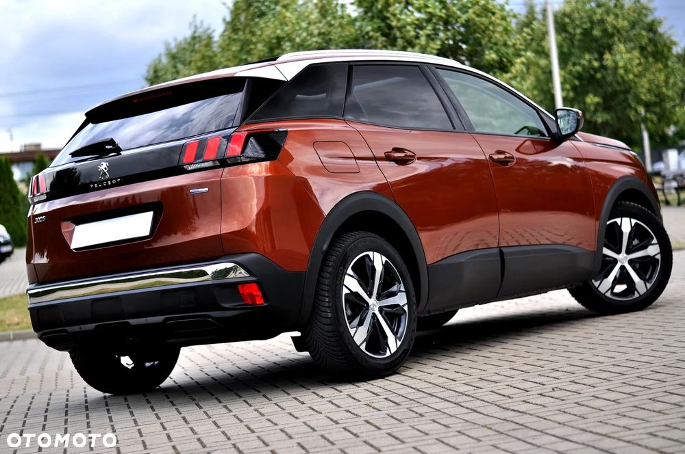 Peugeot 3008 1.2 PureTech Allure S&S - 16