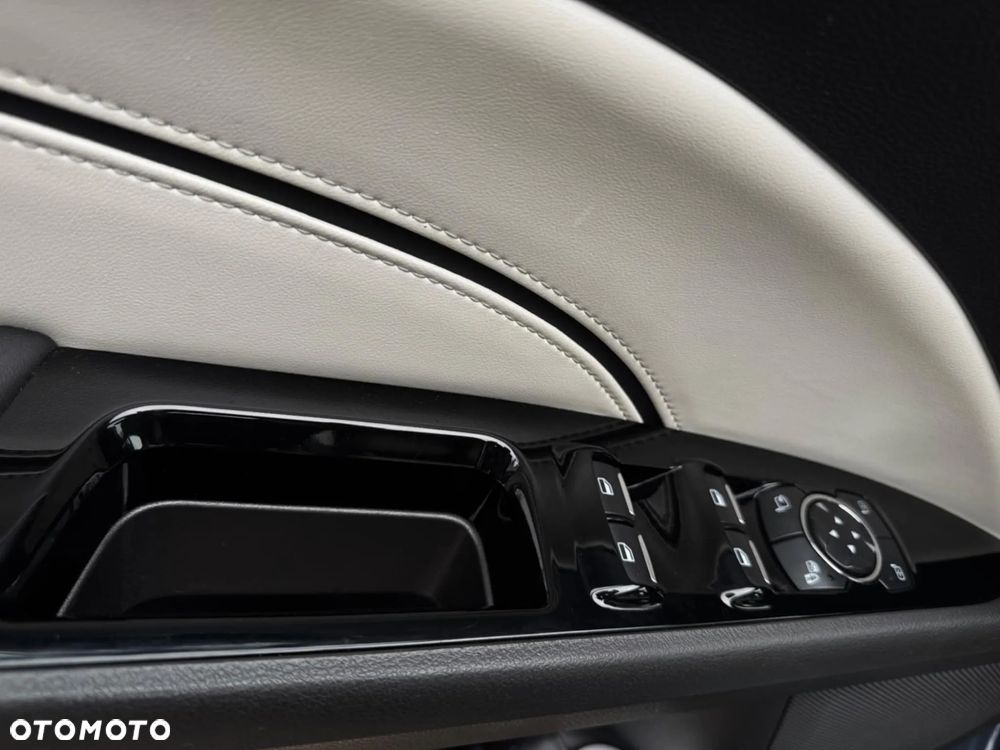 Ford Mondeo 2.0 EcoBlue VIGNALE - 20