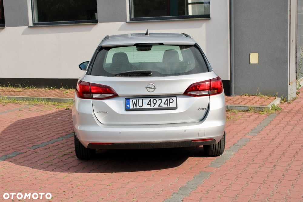 Opel Astra 1.6 CDTI Dynamic S&S - 18