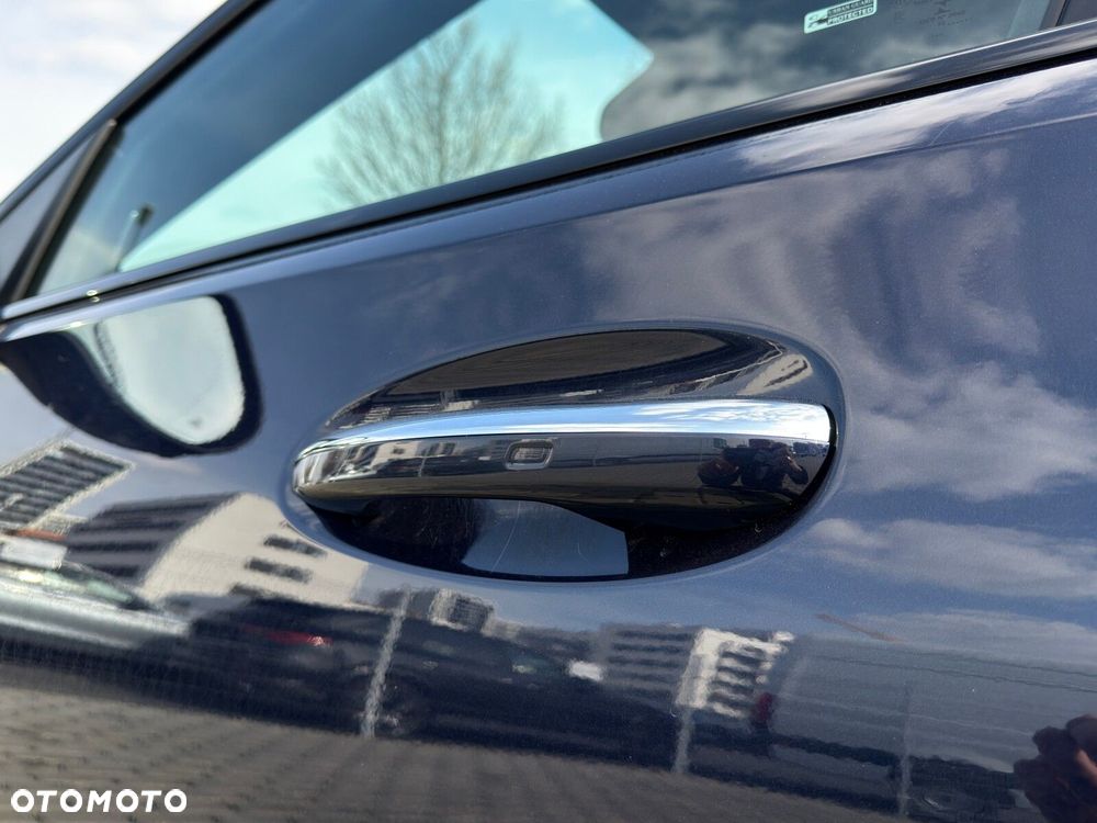 Mercedes-Benz Klasa C 200 mHEV 4-Matic AMG - 12