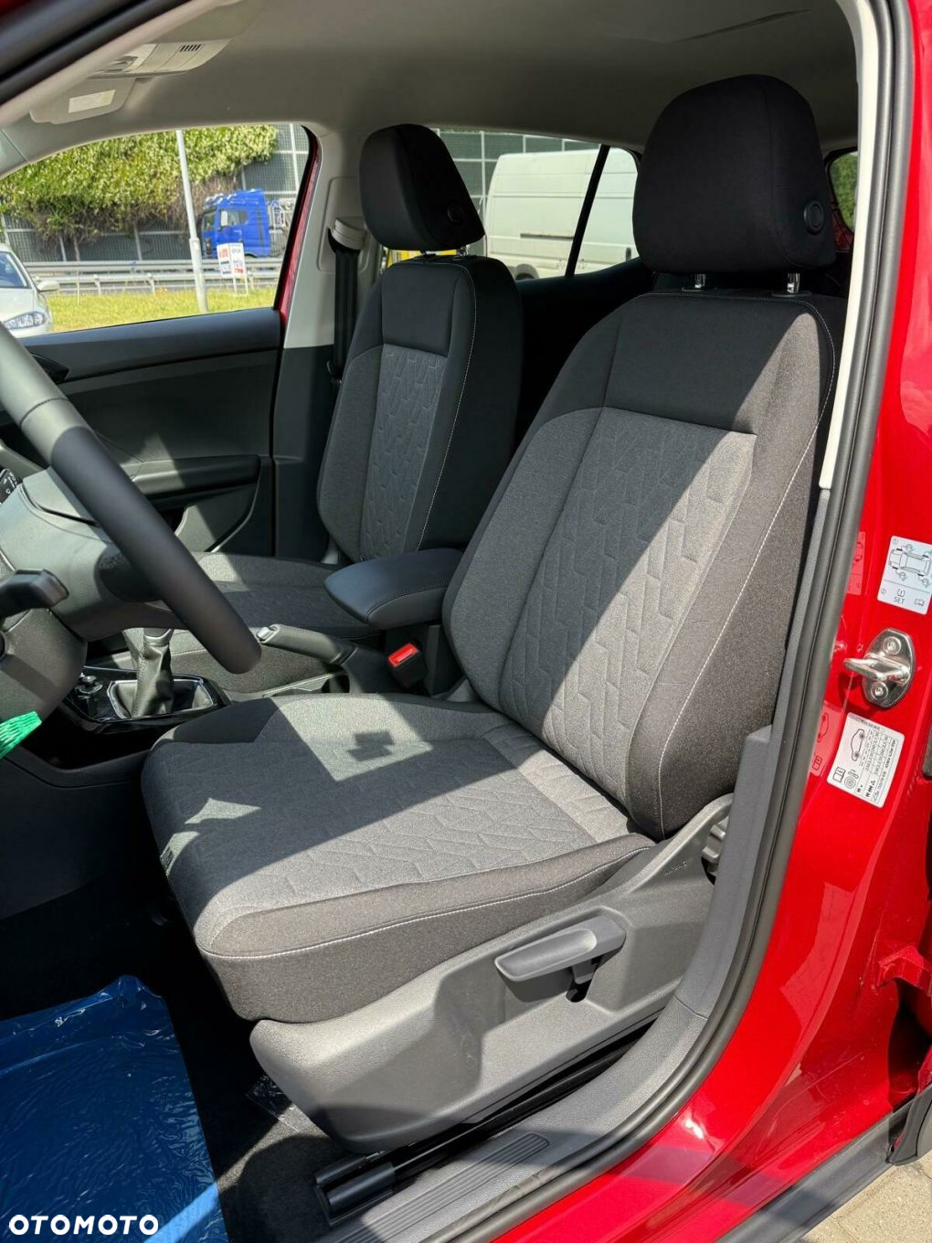 Volkswagen T-Cross - 9